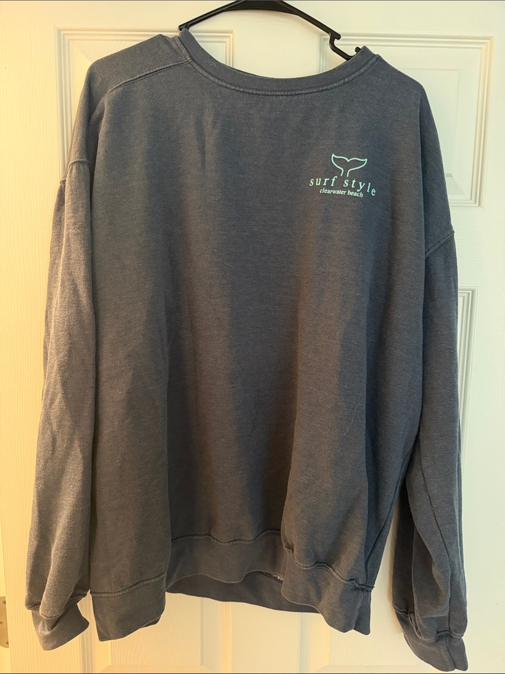 surf style Men's Crewneck Sweatshirt in Slate Blue with Mint Logo